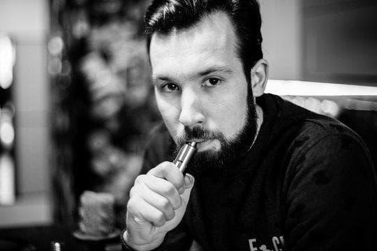 Einweg Vapes poradnik zakupowy i recenzje najciekawszych modeli zs ohm praktyczne porównanie zs ohm dla początkujących